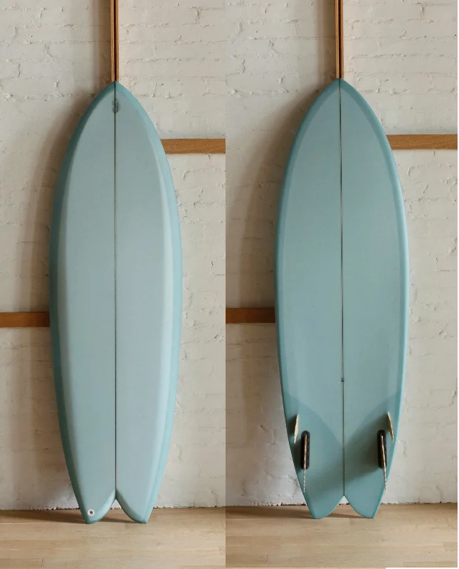 Beginner boards for smooth and steady rides-5'7" Twinzer Fish