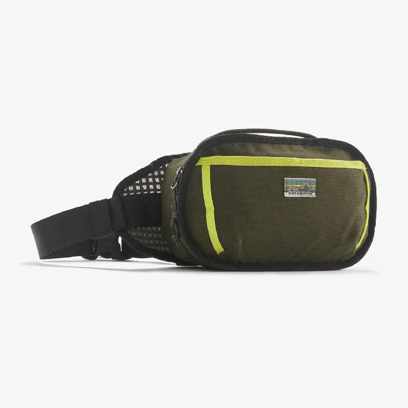 Waterproof surfboard socks for added protection-PATAGONIA FIELDSMITH HIP PACK - PINE NEEDLE GREEN