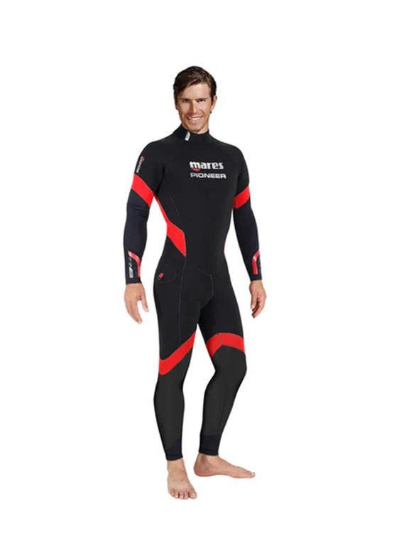 Wetsuits with integrated hoods for extra warmth-Mares Pioneer 5mm Wetsuit Mens (+ Hood)