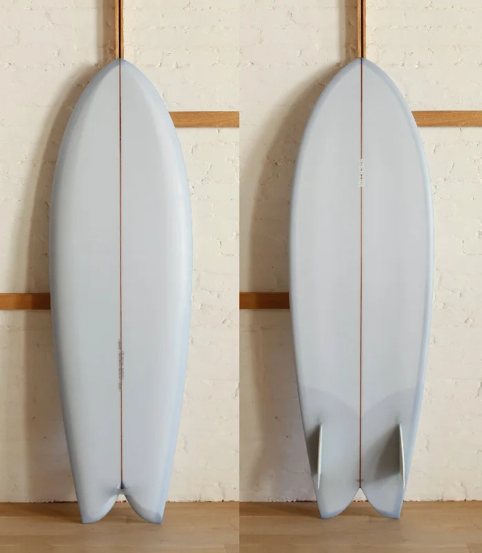 Surfboard fins for stability and control-5'6" Twin Fin