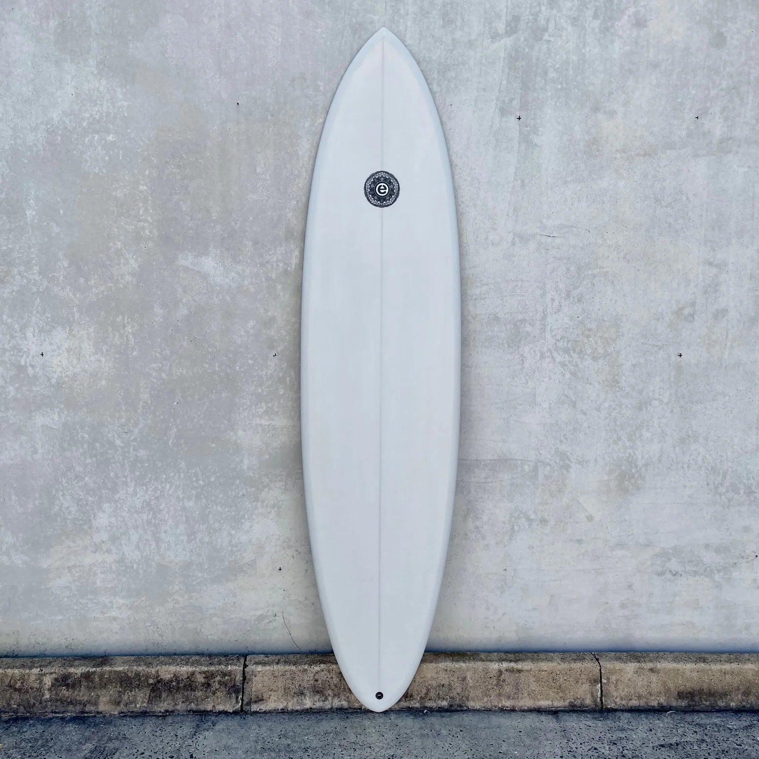 Surfboards with great flex and responsiveness-ELEMNT MID-LENGTH DUNE 7'6" EPOXY FCS II 51L